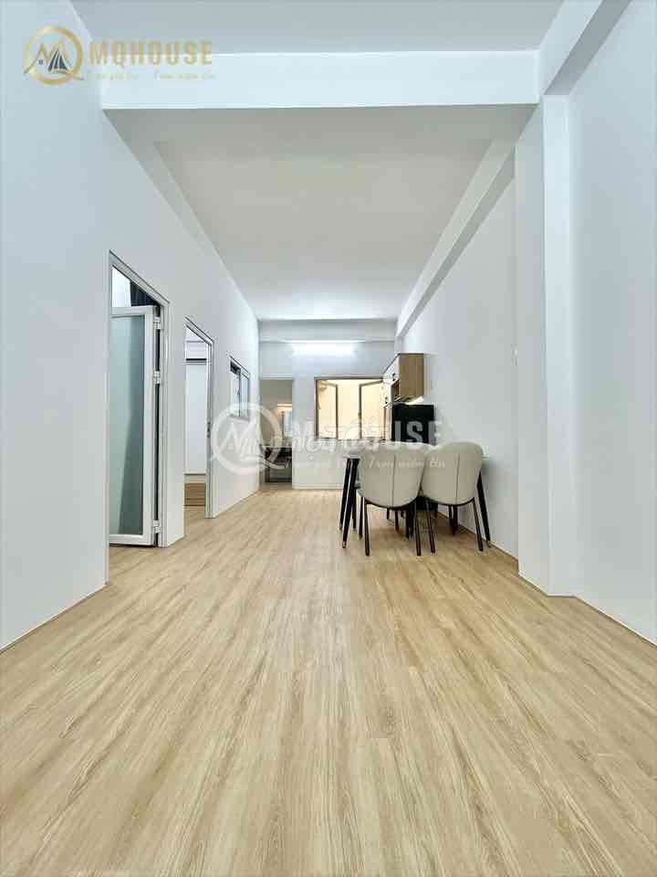 Opening the two bedrooms. Full interior balcon Phổ Quang Bay Tân Bình