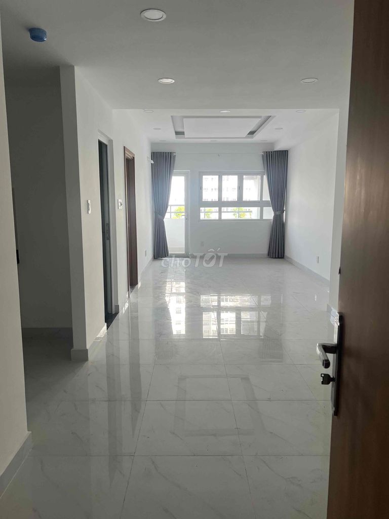 Rent the apartment of Conic Boilevar 2 bedroom 2 W home empty