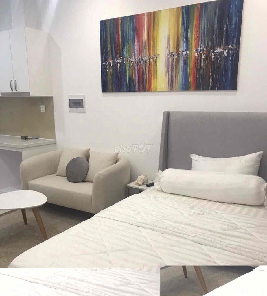 Rent for the Ministrytel Saigon Mia at 8 million and 5