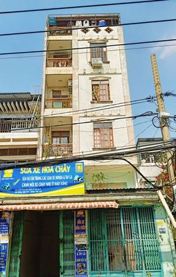 Rent a motel near the Hall of Medicine, University of Medicine