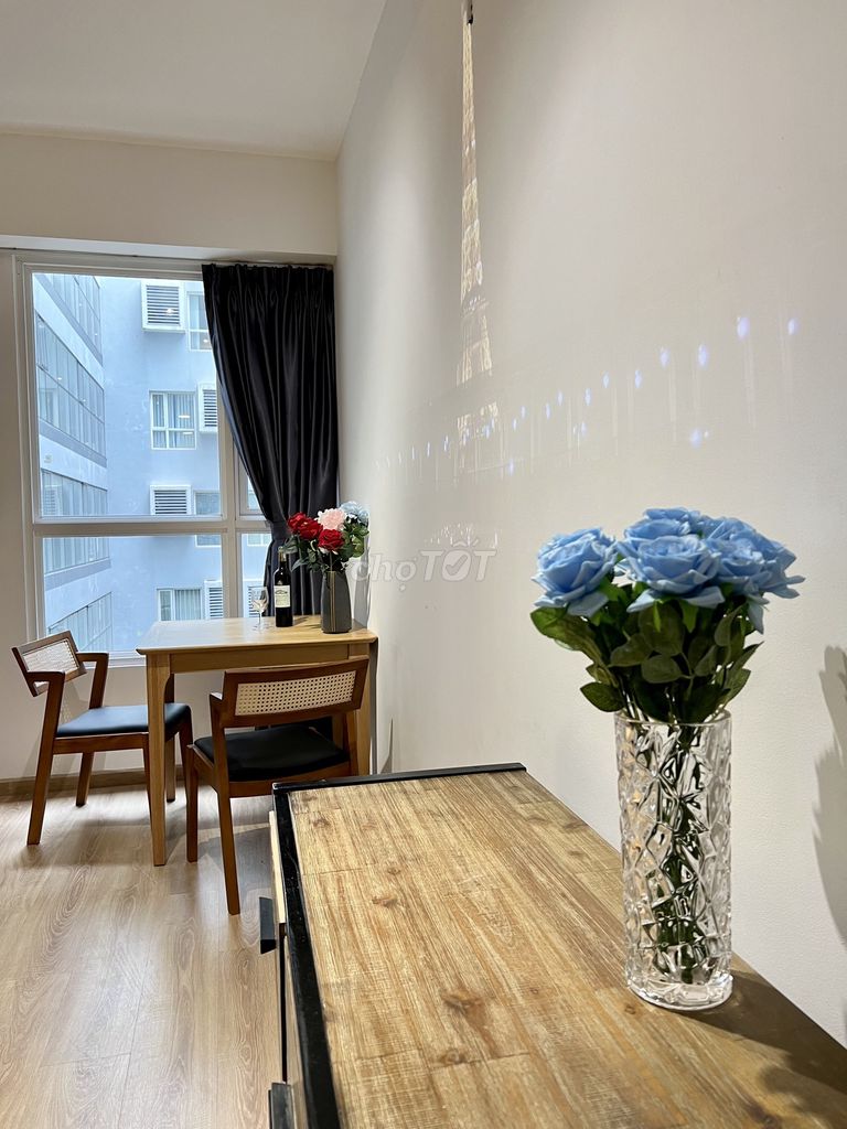 rented short & long Charmington La Pointe apartment one bedroom - 2 bedroom