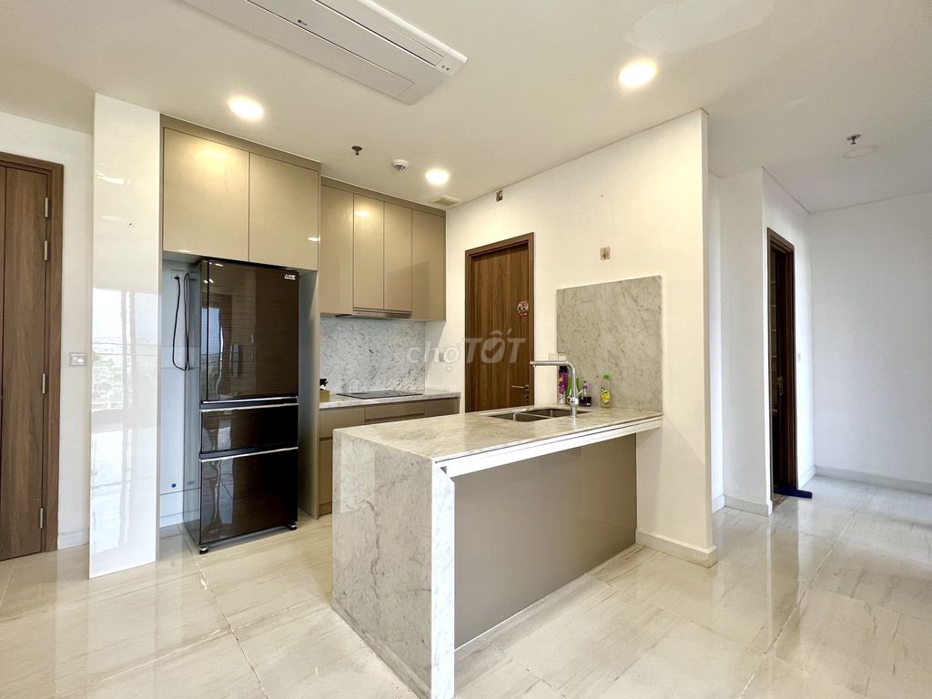 Hot! Rent Kingdom 101 - 1 bedroom - 2 bedroom - 3 view bittco bedroom for 17 million a month