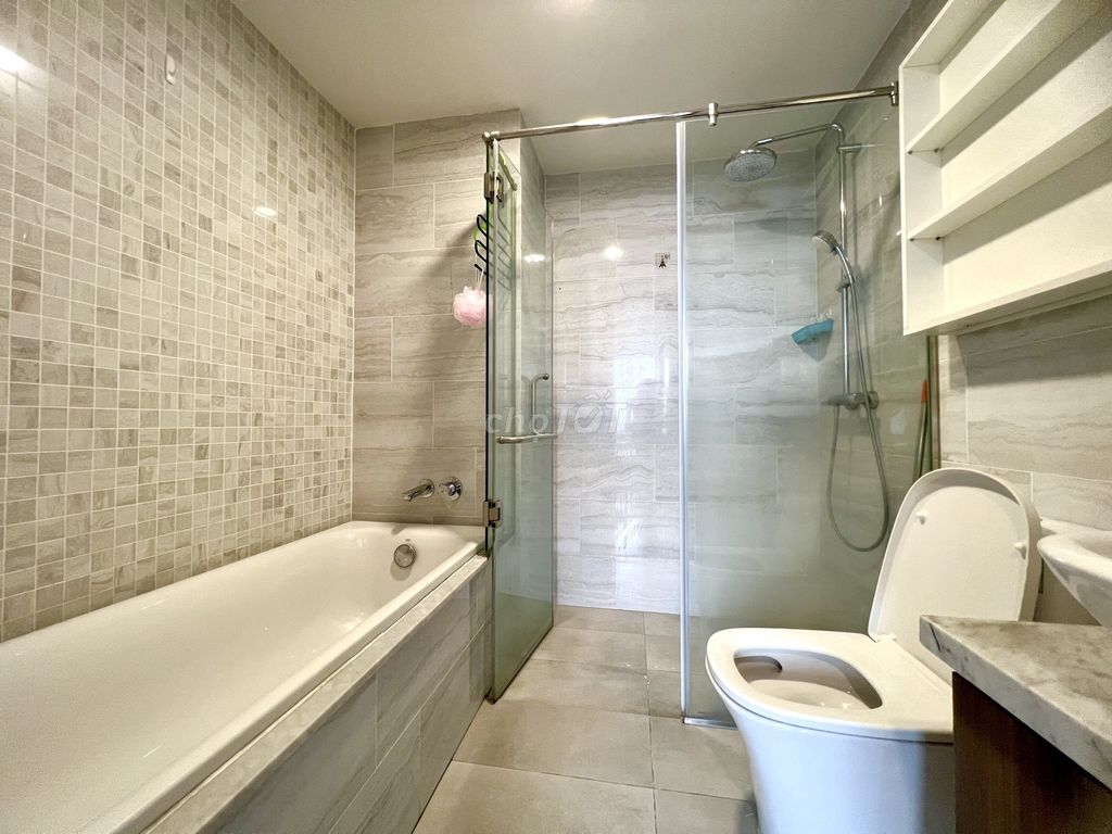 Hot! Rent Kingdom 101 - 1 bedroom - 2 bedroom - 3 view bittco bedroom for 17 million a month