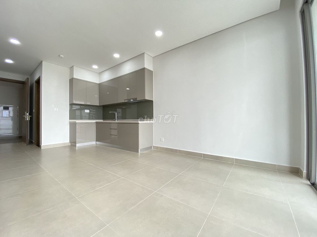 The river panorama rents two bedrooms, two ntcb toilets, only 12 million dollars.
