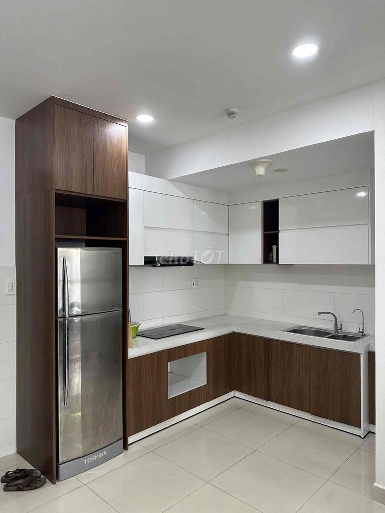 Rent Ruby two bedroom two, bathroom full interior, right in the area