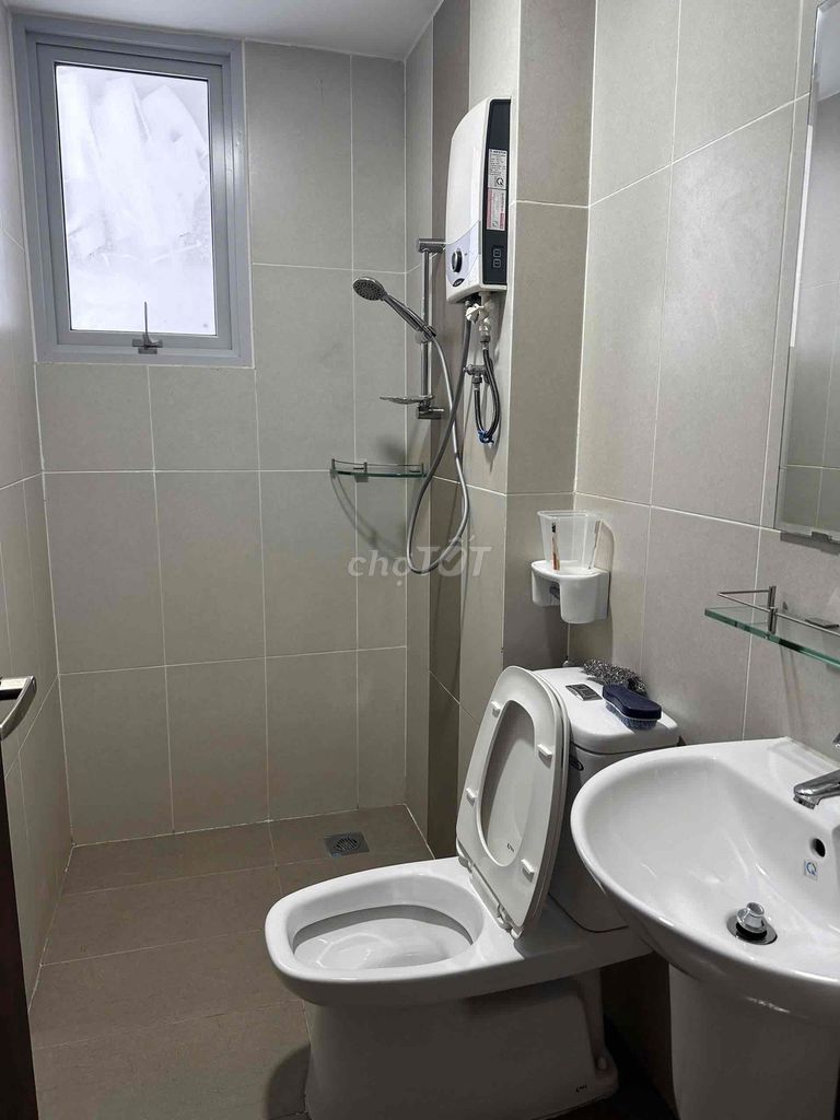 Rent Ruby two bedroom two, bathroom full interior, right in the area