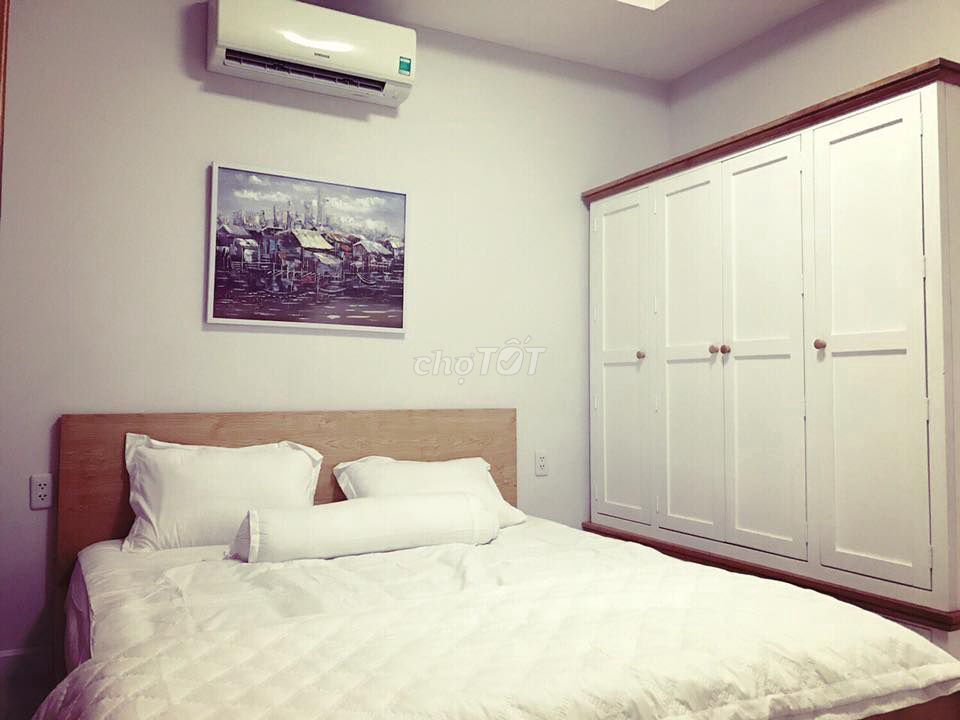 Rent Cộng Hòa Plaza apartment - 2 bedrooms at 13 million, 3 bedrooms for 17 million