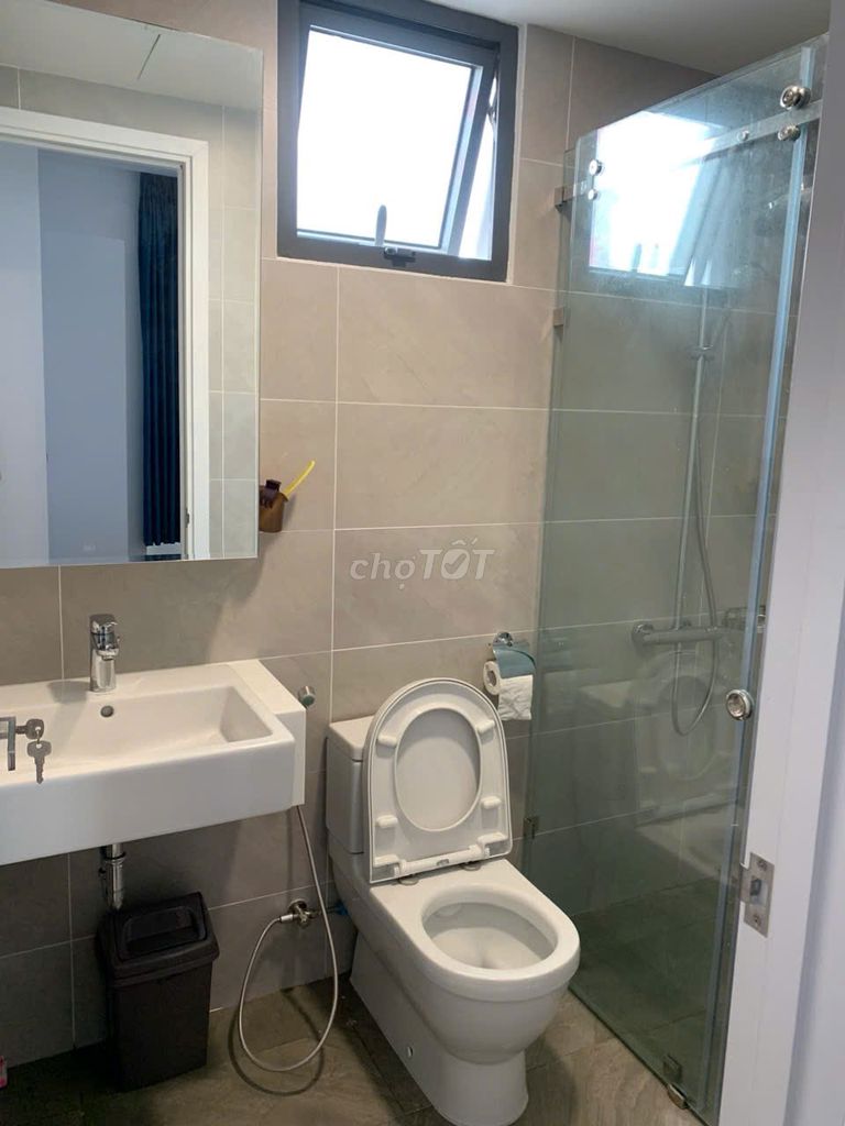 Precia rents a bedroom/two bedroom full of furniture, counseling the right needs.