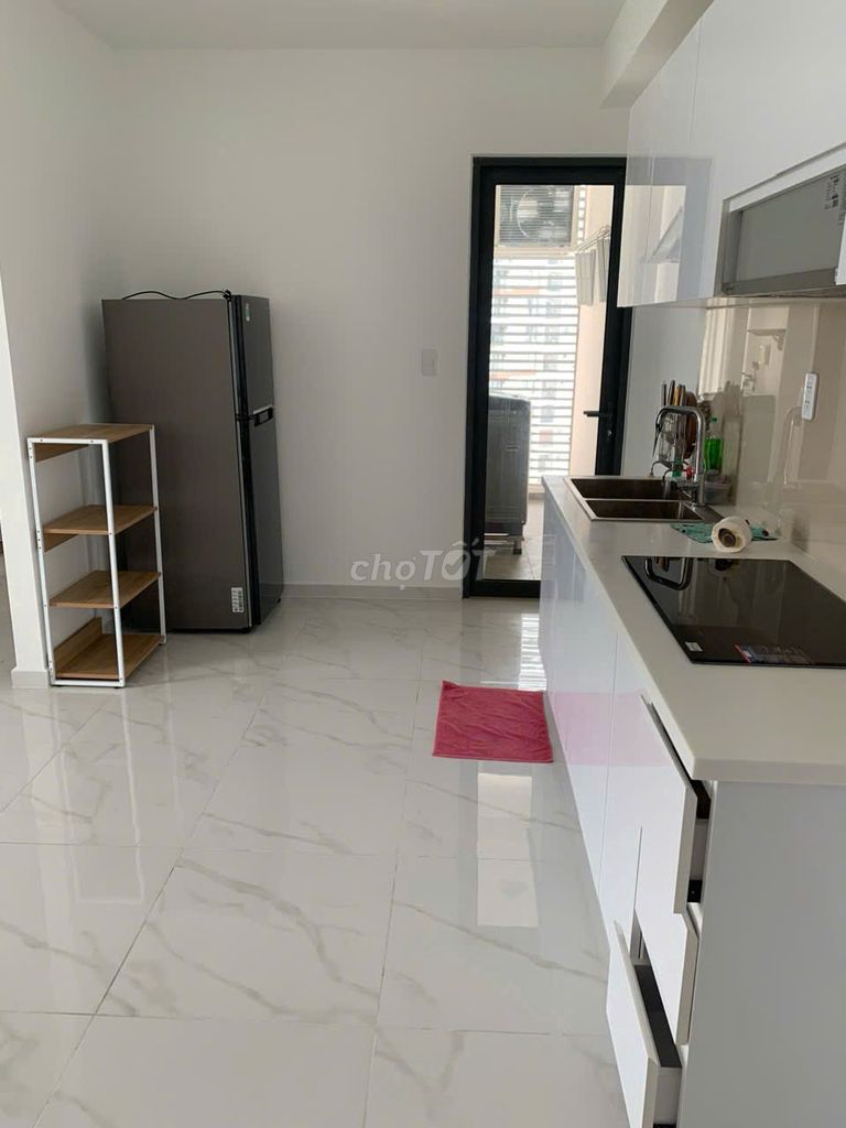 Precia rents a bedroom/two bedroom full of furniture, counseling the right needs.