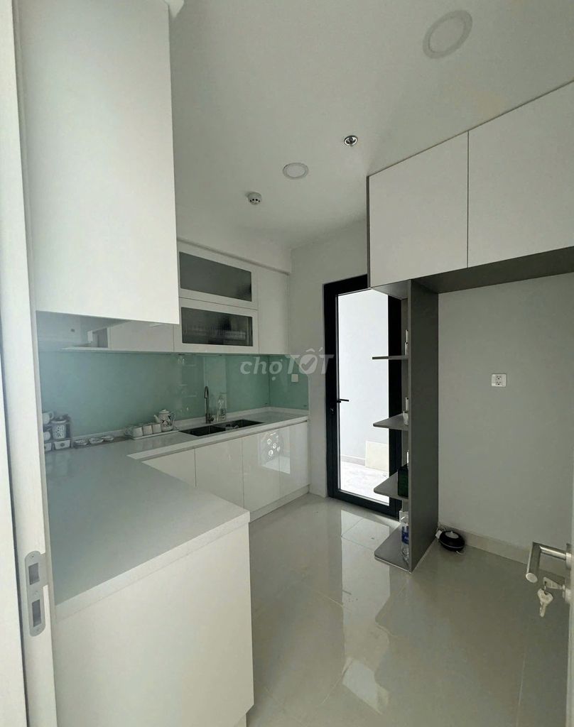 We'll rent the FA-4 Dhezi apartment room for 12-14-18-24.
