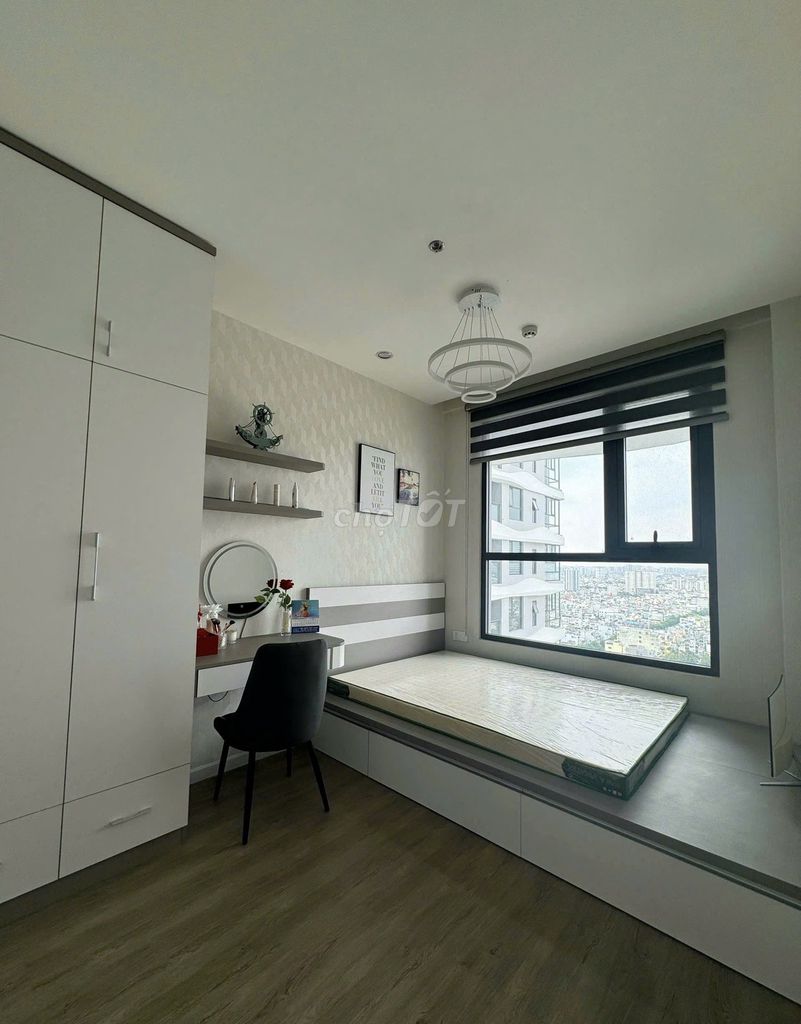 We'll rent the FA-4 Dhezi apartment room for 12-14-18-24.