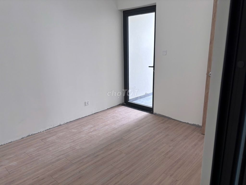 Rent a bed room 50.m2 at 8 million at Aurora Ressidence.