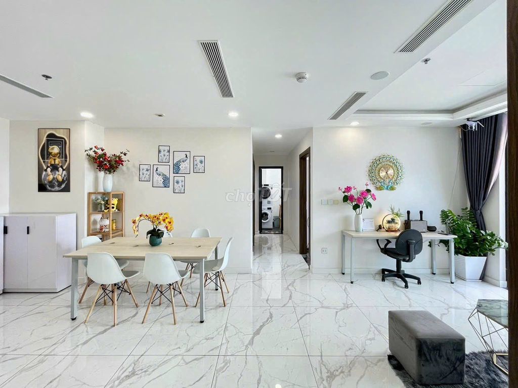 Sunshine Sky City leased two bedrooms, three bedrooms, four bedrooms, costing 12.5 million.