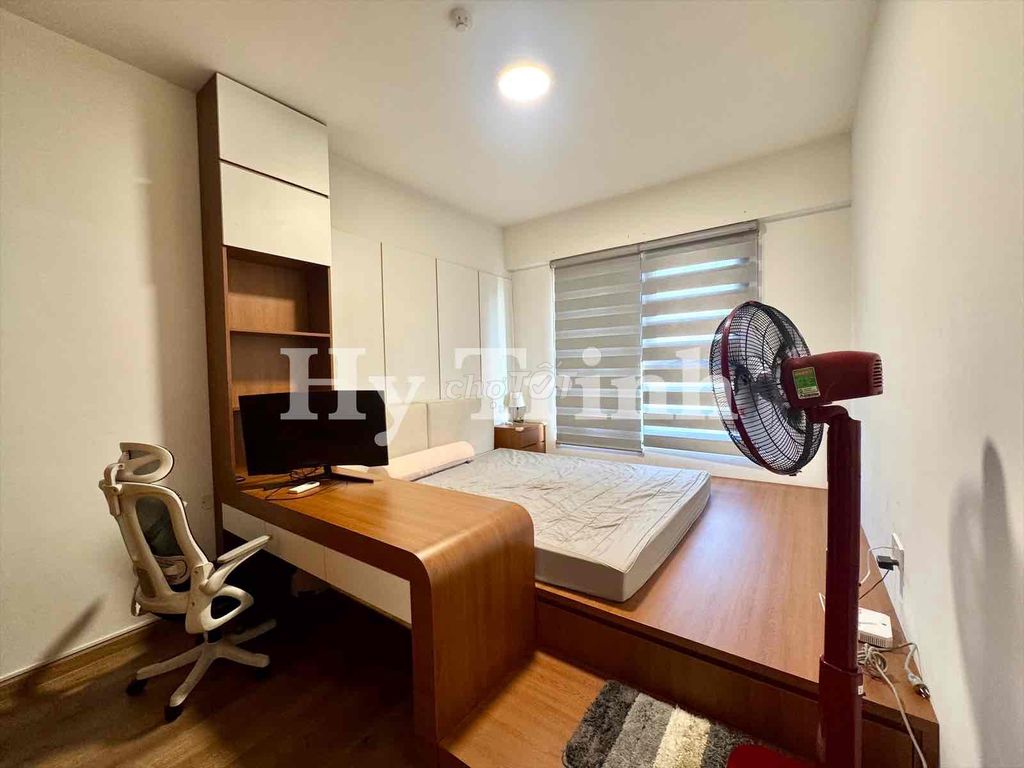 Renting two Mizuki Park bedrooms - full of fine interiors