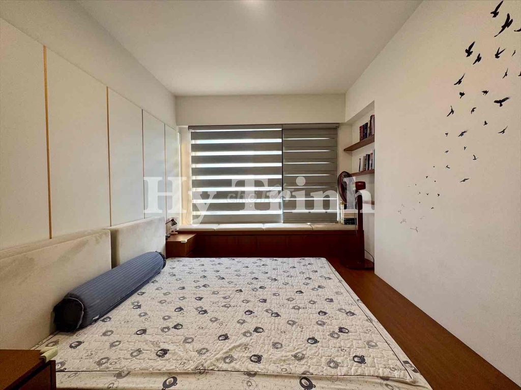 Renting two Mizuki Park bedrooms - full of fine interiors