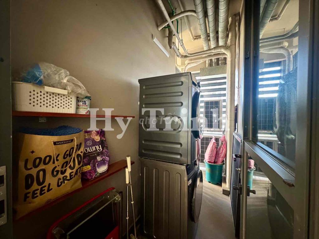 Renting two Mizuki Park bedrooms - full of fine interiors