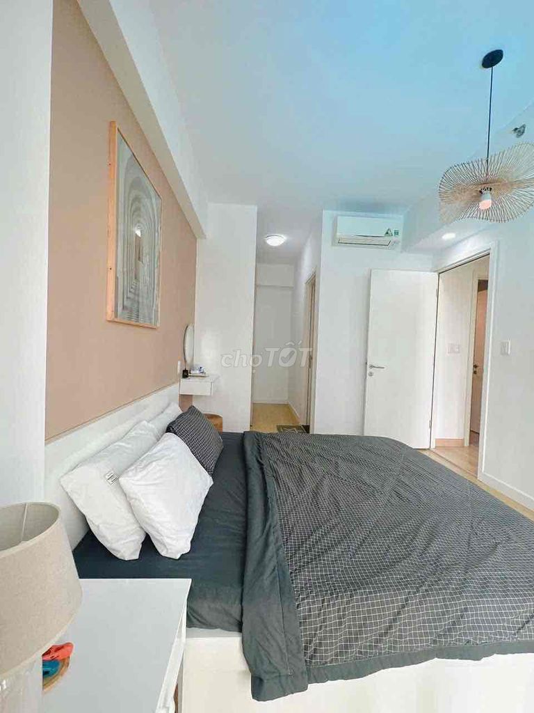 A state-of-the-art bedroom system near the most painted airport in Tân Bình.