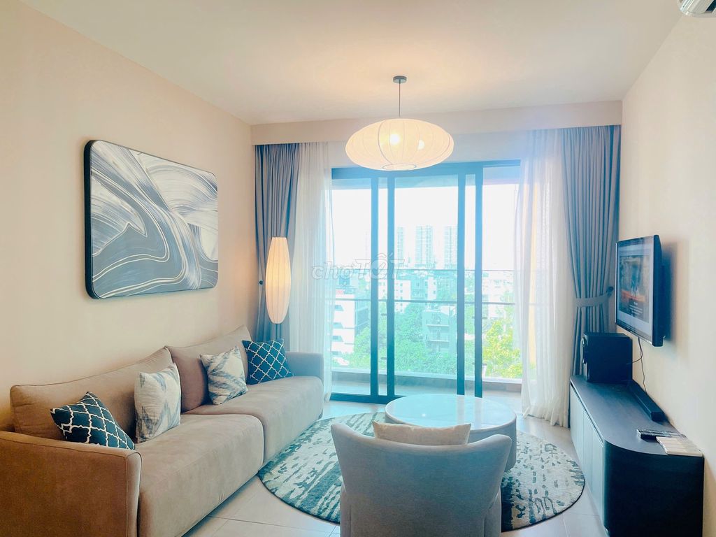 The super house looks for guests - three Feliz En Vista bedrooms full of furniture for 35 million a month.