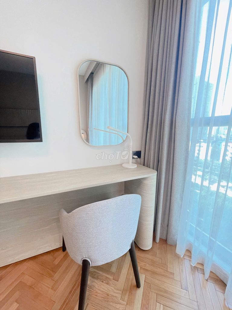 The super house looks for guests - three Feliz En Vista bedrooms full of furniture for 35 million a month.