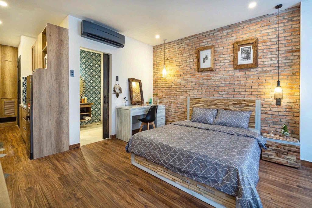 High-level studio chain - 7th quarter Tân Bình district.