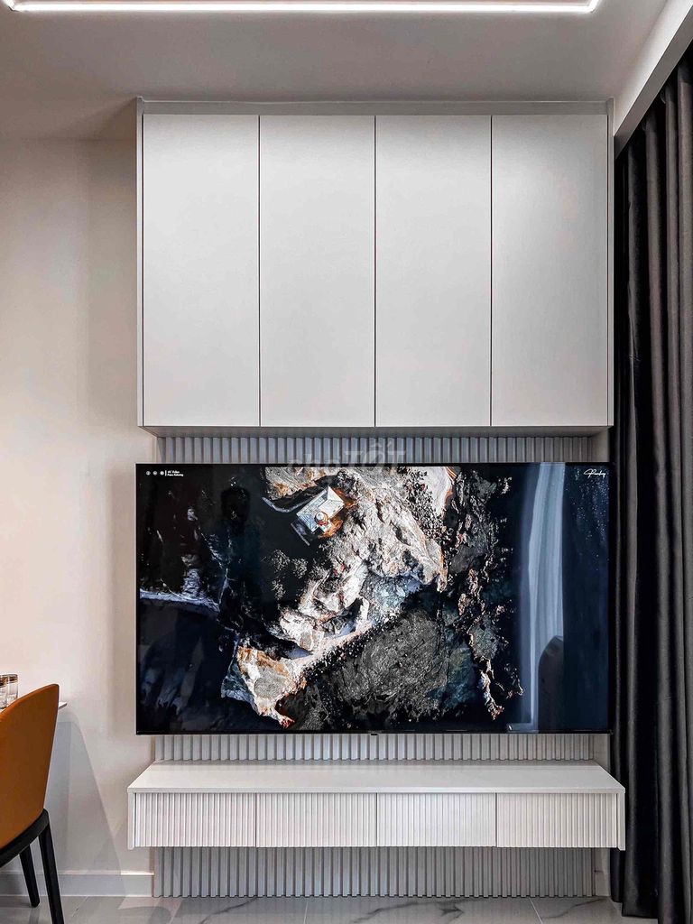 The owner quickly rented the M-One apartment 2 bedroom 2 bathroom 68 m2 high-end furniture