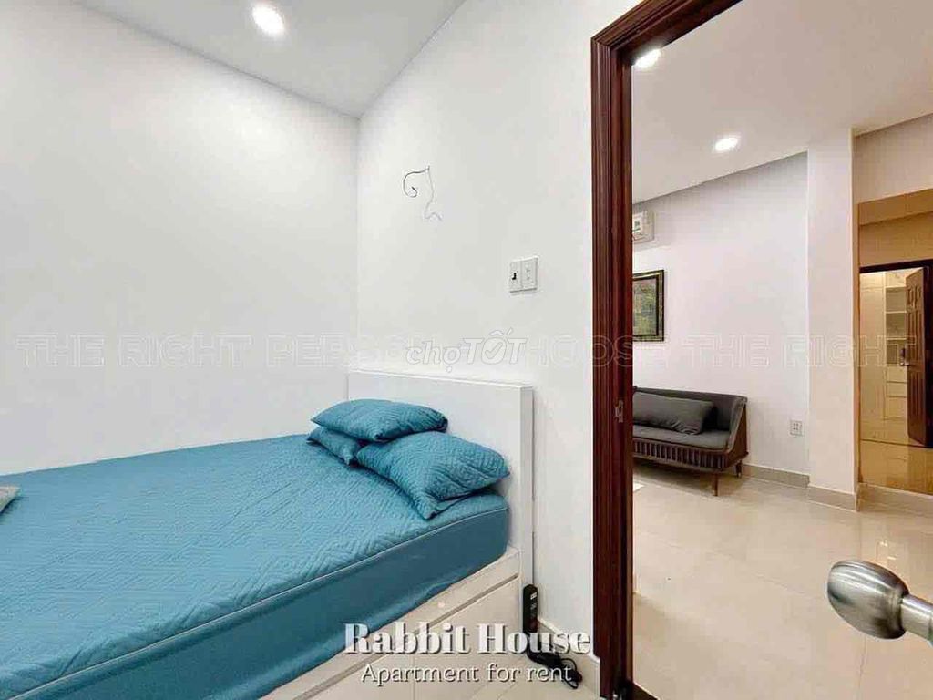 Lũy Bán Bích Service Room, Jewel's Jewel apartment, 11th District