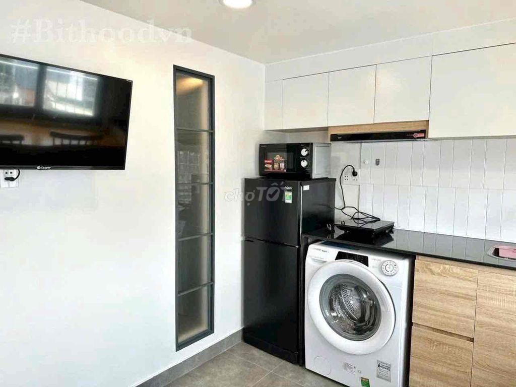 Open a balcony service apartment right here in Hương Lộ 2