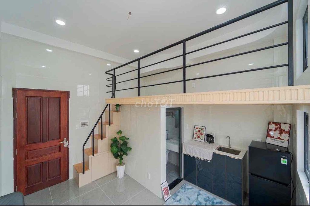 Opening a senior mini apartment in the middle of a four-class shower.