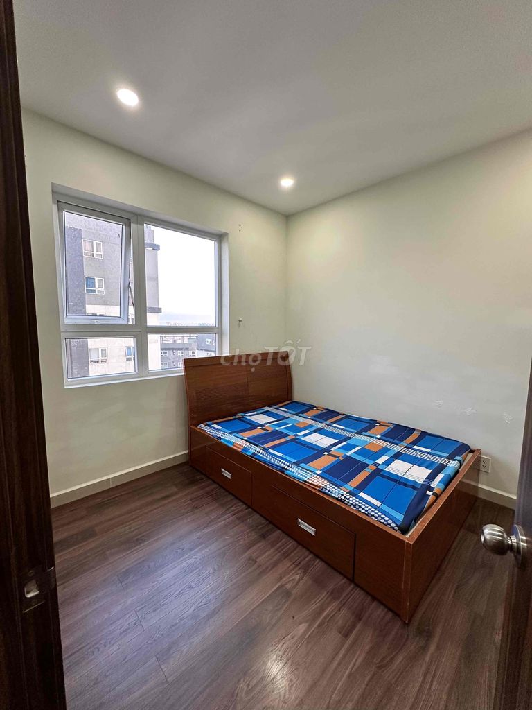 The owner needs to rent Topaz Elite apartments in District 8 right over Aeon Mall.