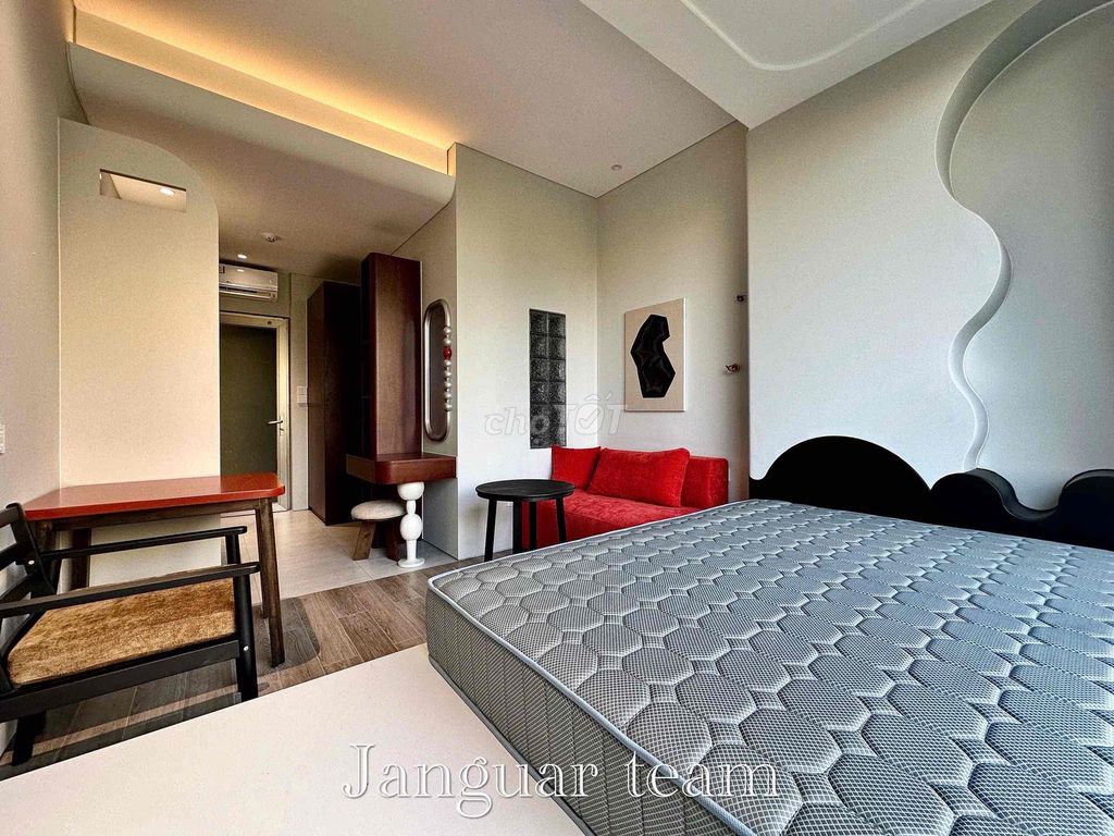 rents studios in large positive - tone light - modern