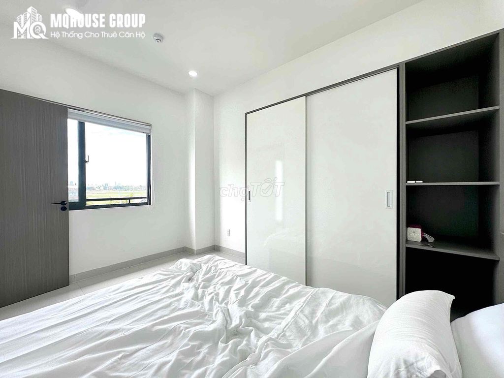 The apartment. A kitchen bedroom with a big balconies right here in town Cộng Hoà.