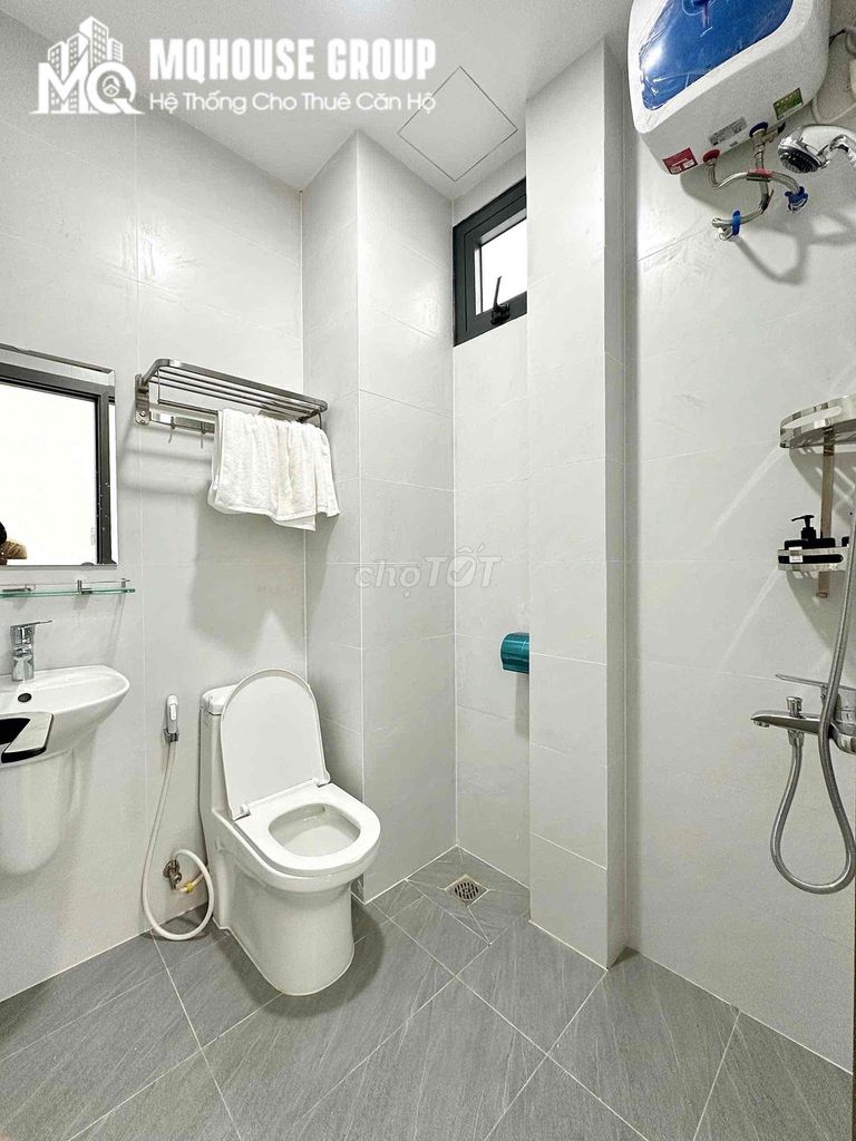 The apartment. A kitchen bedroom with a big balconies right here in town Cộng Hoà.