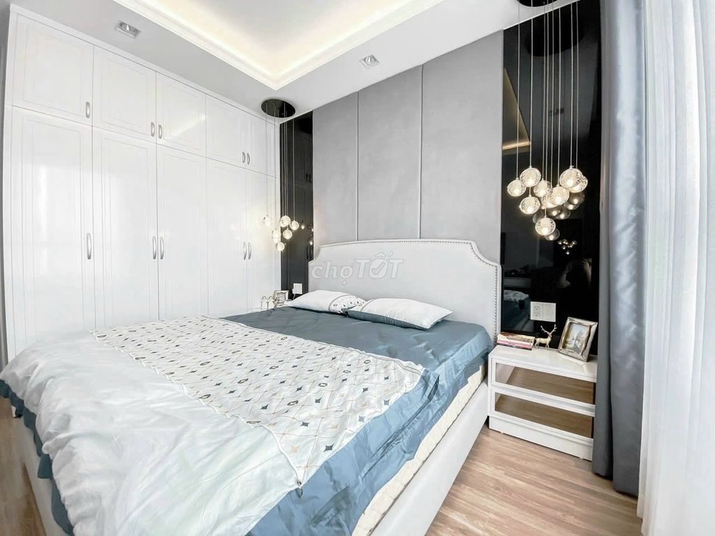 Rent many Sunrise CityView apartments. One bedroom. Two bedrooms.