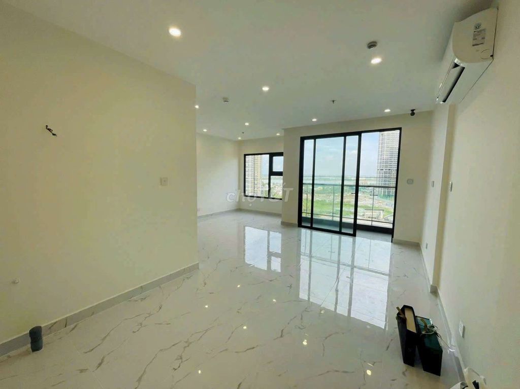 Rent Vinhomes Grand Park District 9 Studio 4 million 5 1 bedroom plus 5 million and 2 million bedrooms.