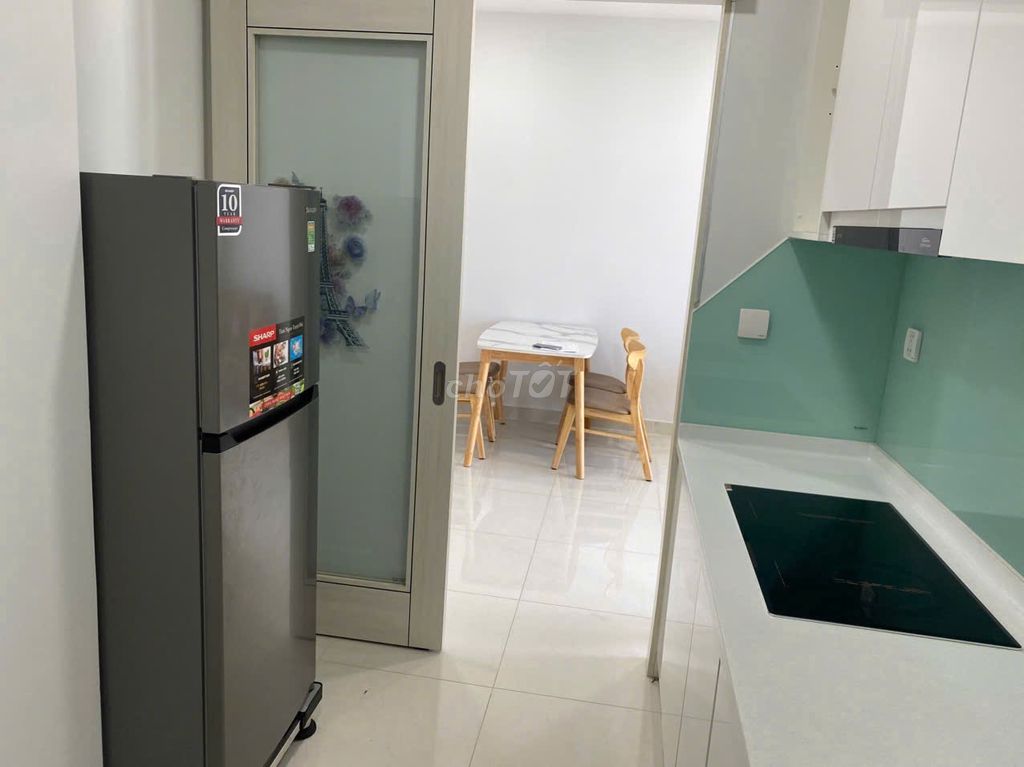 Rent D-Homme senior apartment downtown in the Big Market. District 5