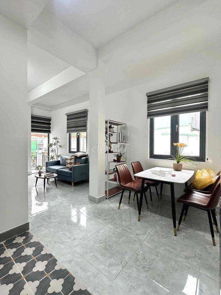 Rent apartment one bedroom, Bancol studio five minutes away.