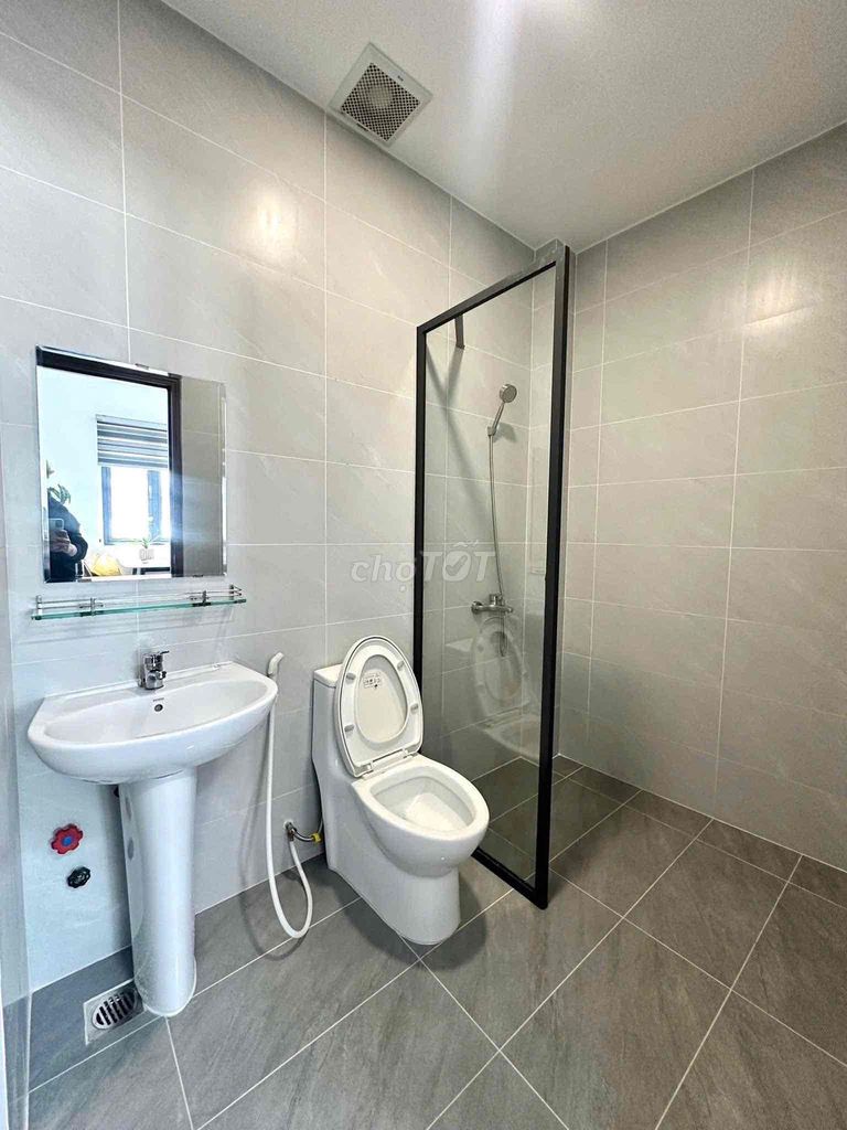 Rent apartment one bedroom, Bancol studio five minutes away.