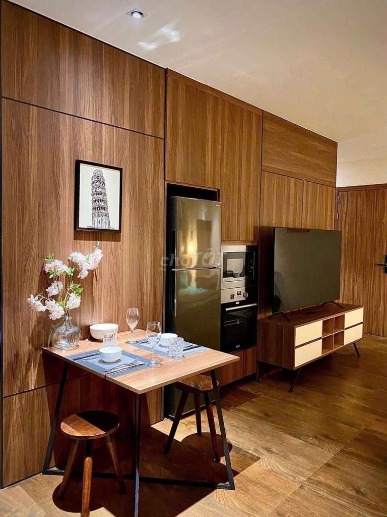Vocher 3 million for the guests. One bedroom near Tan Son Nhut Airport, station T3