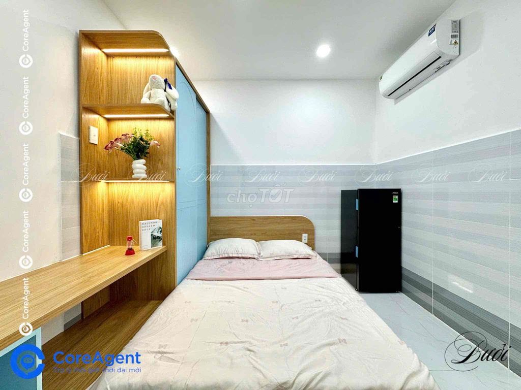 available Super studio full of furniture - Right here in Europe - Lạc Long Quân