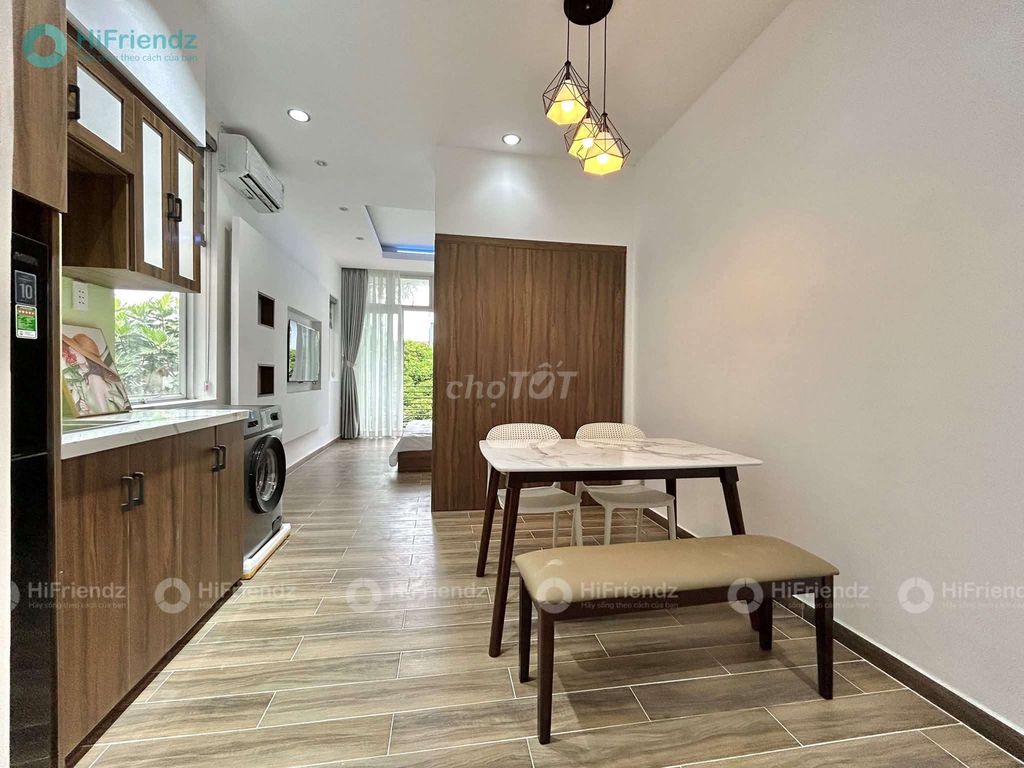 Rent a balcony service apartment right in the center of Gò Vấp.