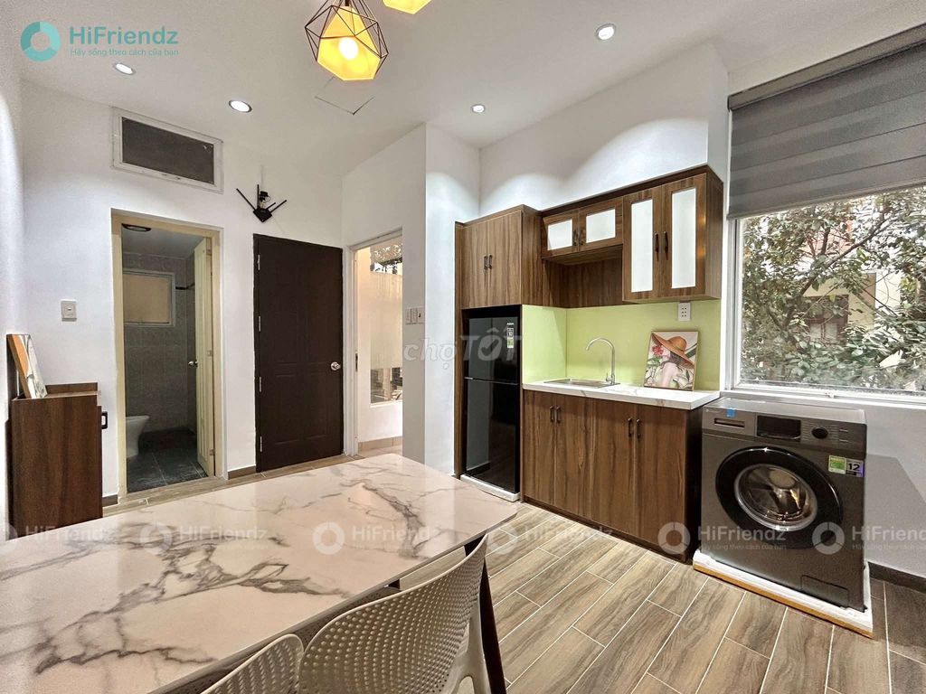 Rent a balcony service apartment right in the center of Gò Vấp.