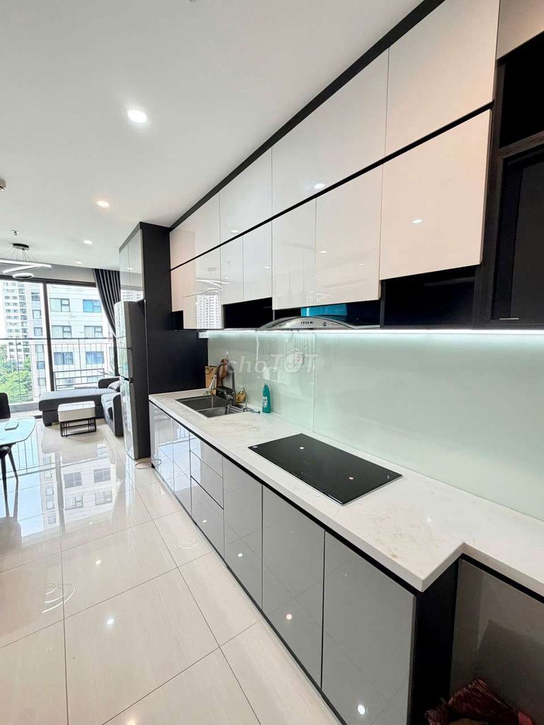 Vinhomes Grand Park Studio Bank, 4.5 million bedrooms, two full-on furniture from 7 million.