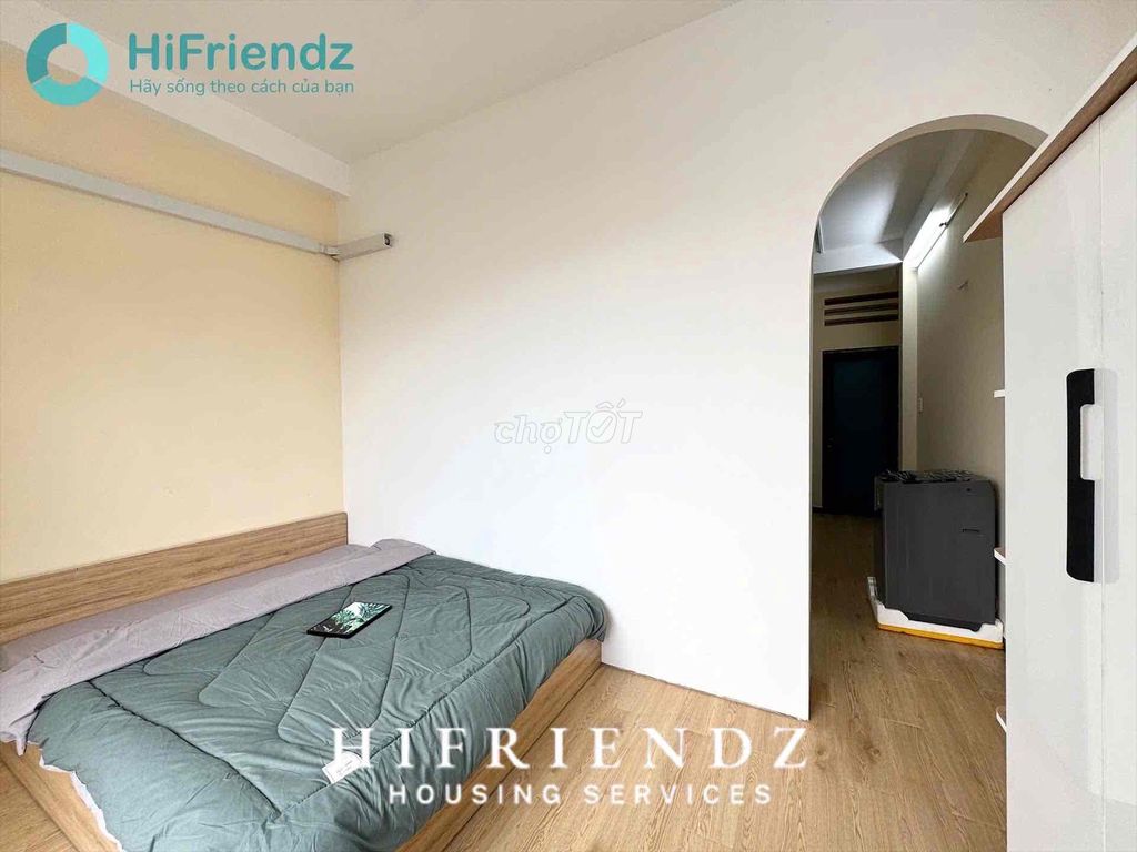 Two-store balcony bedroom. The lowest-priced interior in downtown 10th.