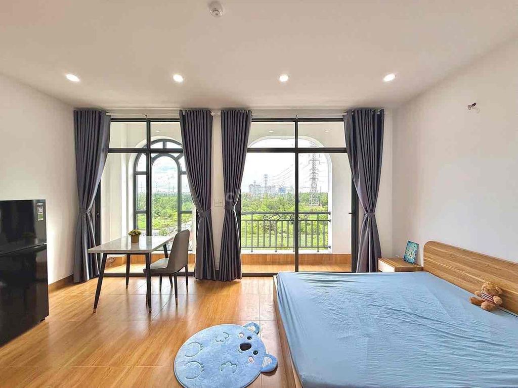 The construction of the new balcony is the 7th ofTrường Chinh . . .