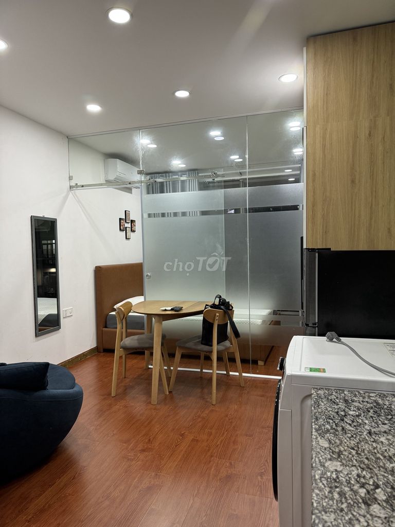 Renting 324 micrometers. Full interior. 12 million right now.