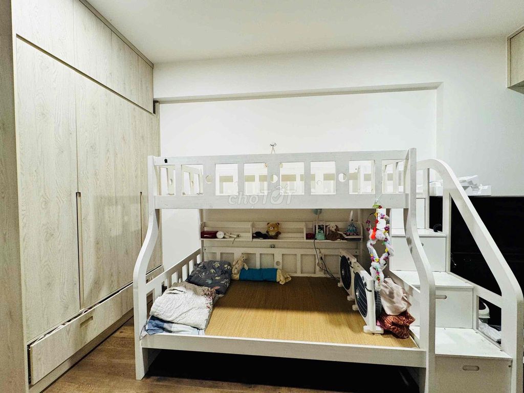 Rent two Mizuki Park-86 m - full interior - upper sector panorama