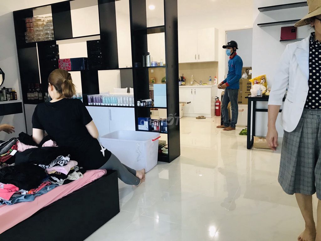 Studio Saigon Mia 35 m2 interior near Rmit University. The price of nine million.