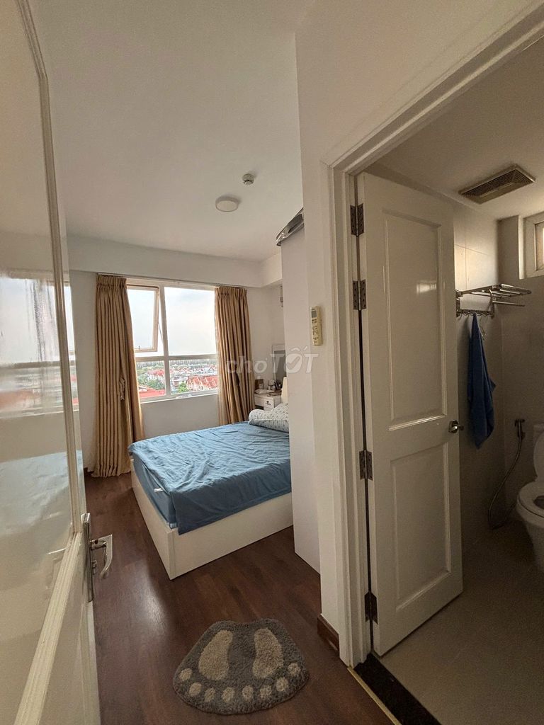 Renting Saigon Mia 3 bedrooms for 18 million a month, near the University of Rmit, ready for furniture.