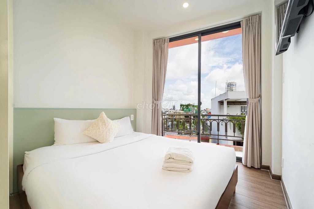 Room one full bedroom, Trần Hưng Đạo free balcony, District 5