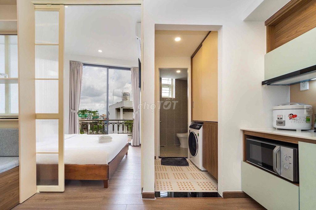 Room one full bedroom, Trần Hưng Đạo free balcony, District 5